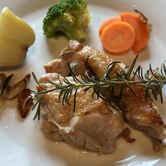 今週のBBランチ　国産若鶏もも肉のハーブ焼き