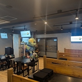 43インチのテレビが6台設置