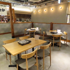 大衆味噌焼き 亀屋 栄 マルエイガレリア店の雰囲気3