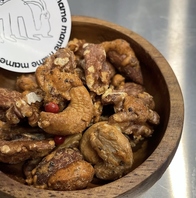 お口直しにどうぞ！スパイシーナッツ