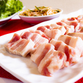料理メニュー写真 当店使用のお肉は全て国産です。特に豚肉は南九州産の霧島のS.P.F豚を提供しております。