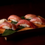 南大東島の郷土料理「大東鮨」。特性のタレで漬け込んでいます。