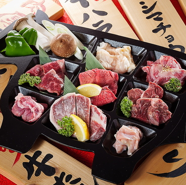 大衆焼肉ホルモン酒場 とりとん 今池店のおすすめ料理1