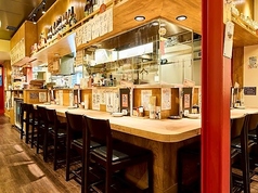 1名様でも、2名様、3名様でもカウンターでどうぞ！