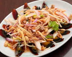 ピータンのスパイシーサラダ