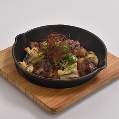 牛ホルモンのスタミナ焼き