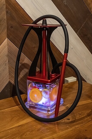 V[V } Shisha Maya rܓX