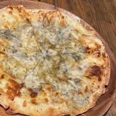ゴルゴンゾーラとハチミツのピザ