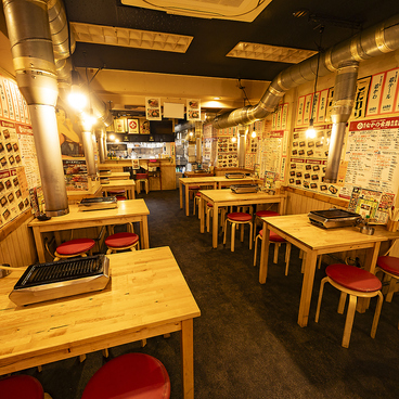 なかの食鶏 十三店の雰囲気1