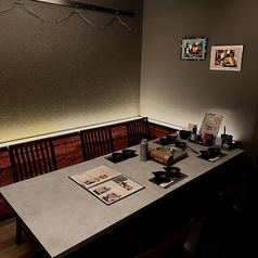 極薄ラムしゃぶ専門 工藤羊肉店 KAKOI 囲の雰囲気2