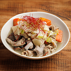 名物もつ煮込み