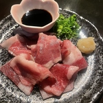 あしらい名物！牛コウネ炙り刺し♪