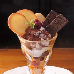 ◎自家製ラングドシャとティラミスのパフェ