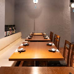 大型宴会・飲み会・謝恩会等、特別な日のご宴会にもピッタリです◎人数に応じた宴会個室をご用意させていただきます!広々宴会個室は窮屈感の無い造りとなっておりますので足を伸ばしてご寛ぎいただけます!周りを気にせずまったりとお過ごしくださいませ♪お席のご相談やご希望などお気軽にお電話でお問い合わせください!