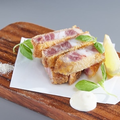 イベリコ豚のレアカツ　アイオリソース