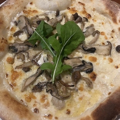 きのこと牡蠣のレモンクリームソース