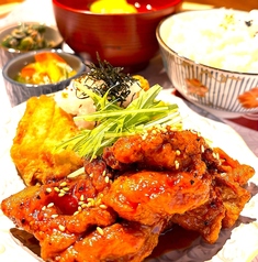 【ランチ】みぞれとヤンニョム 2種のチキン唐揚げの写真