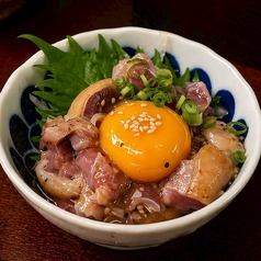 鶏たたきのユッケ