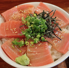 まぐろ丼