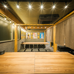 10名～30名様までご利用可能なお席は大人数でのご宴会・2次会・飲み会など様々なシーンにご対応可能◎