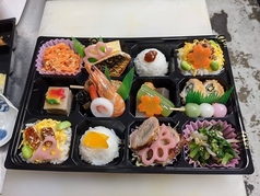 オードブル！にぎり！おもてなし弁当♪の写真