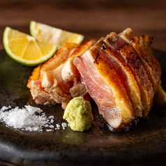 地鶏炙りももたたき 塩すだち