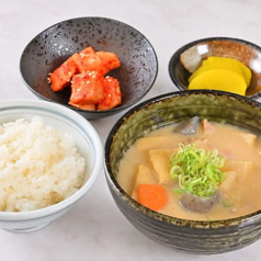 どれでもお好きなおかずで自分好みの定食に!