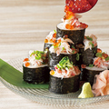 料理メニュー写真&nbsp;かにといくらのこぼれ巻き寿司