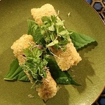 エスニック バル アジア 新宿駅 テラス デート 女子会 ソファ ランチ ディナー 隠れ家