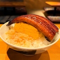 料理メニュー写真&nbsp;うなぎ　玉子乗せ茶碗盛り