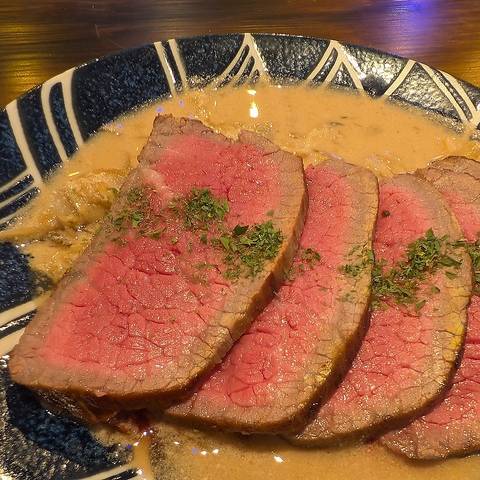 クラフトジンの専門店が監修する居酒屋です。宴会やデートなどに最適です！