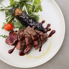 黒毛和牛のステーキ　赤ワインソース