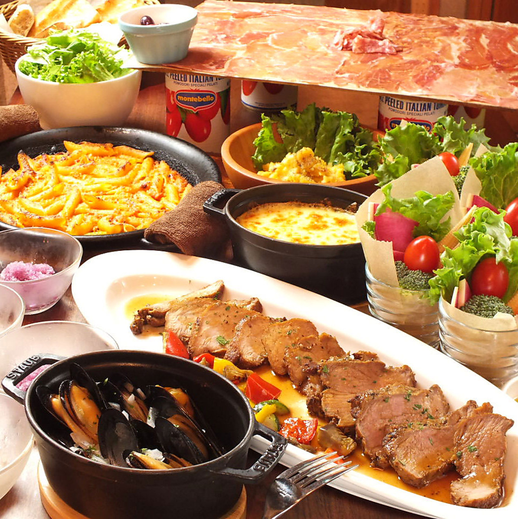 コースはDi PUNTOのイチオシがたっぷり楽しめる！もちろん生ハムのてんこ盛りも付いてます！