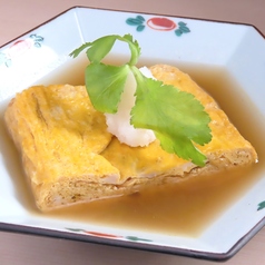 おでん出汁に浸した出汁巻き玉子（ハーフサイズ）