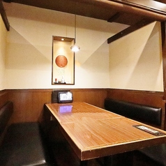 のれんを下ろして個室風に♪