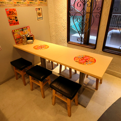 【ＪＲ姫路駅東口より徒歩約1分】お仕事終わりのちょっとした飲み会にも使い勝手抜群！利用人数に合わせて、レイアウト変更も可能のですので、気軽にご相談ください