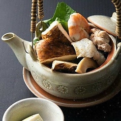 季節の土瓶蒸し