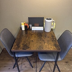 出来立て熱々のお好み焼きをお席までお届けします。