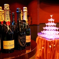 店内奥の宴会場・パーティールーム！