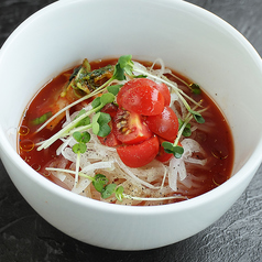 トマト冷麺