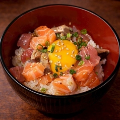 海鮮ユッケ丼