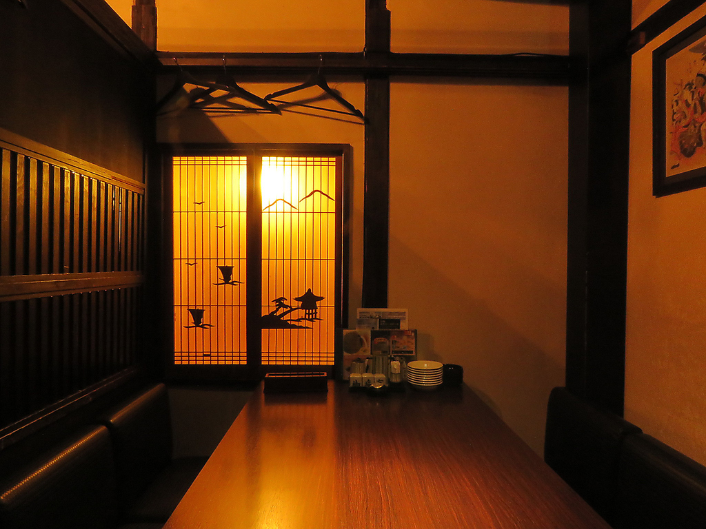 2名様から和の雰囲気漂う完全個室にご案内♪宴会は35名様までご予約を承ります◎