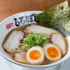 16時間かけてつくる絶品スープ！絶品ラーメンのこだわりの写真