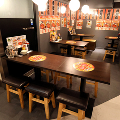 【同窓会・打ち上げ・会社宴会等】大人数宴会迄承ります。飲み放題付コース＜2時間＞2200円～ご用意していますす。