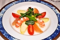 料理メニュー写真 天使の海老とフルーツのサラダ