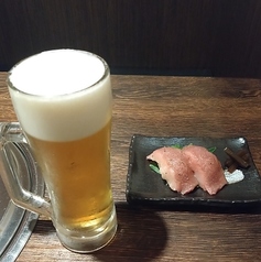 とりあえず　ビールと炙り肉寿司