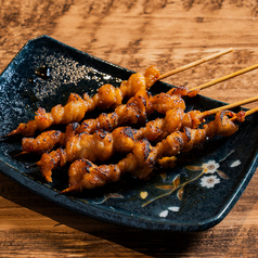 ぐるぐる鶏皮4本