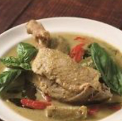 本格 鴨(カモ)肉のグリーンカレー煮