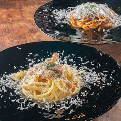 【和と洋の超融合が愉しめる一品☆】これぞ創作！「赤味噌のと白味噌のイタリアンパスタ」の写真