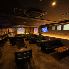 Luxury Cafe&Bar Frontier ラグジュアリー カフェアンドバー フロンティアの特集写真